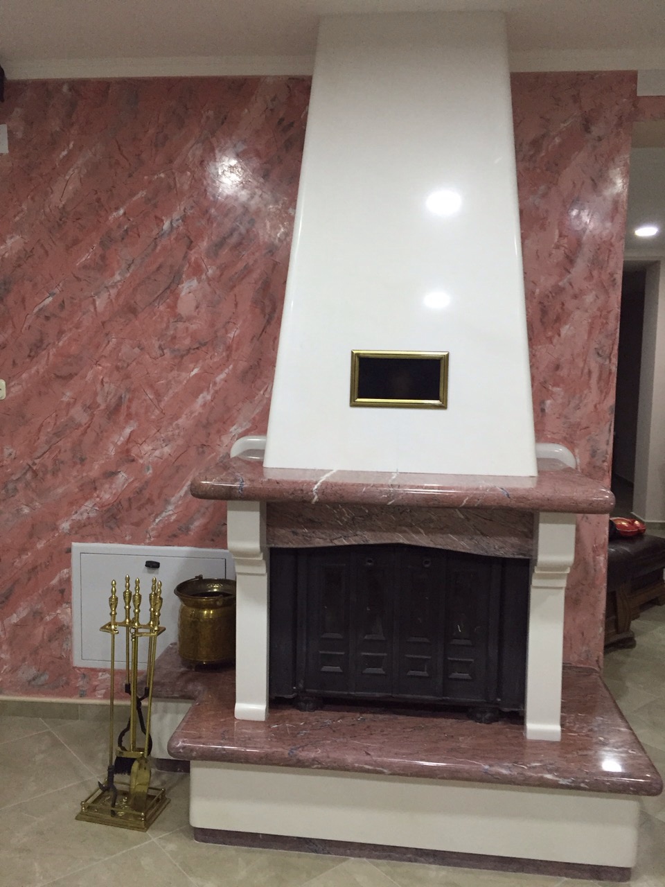 Ентериери изработени од гранит и мермер